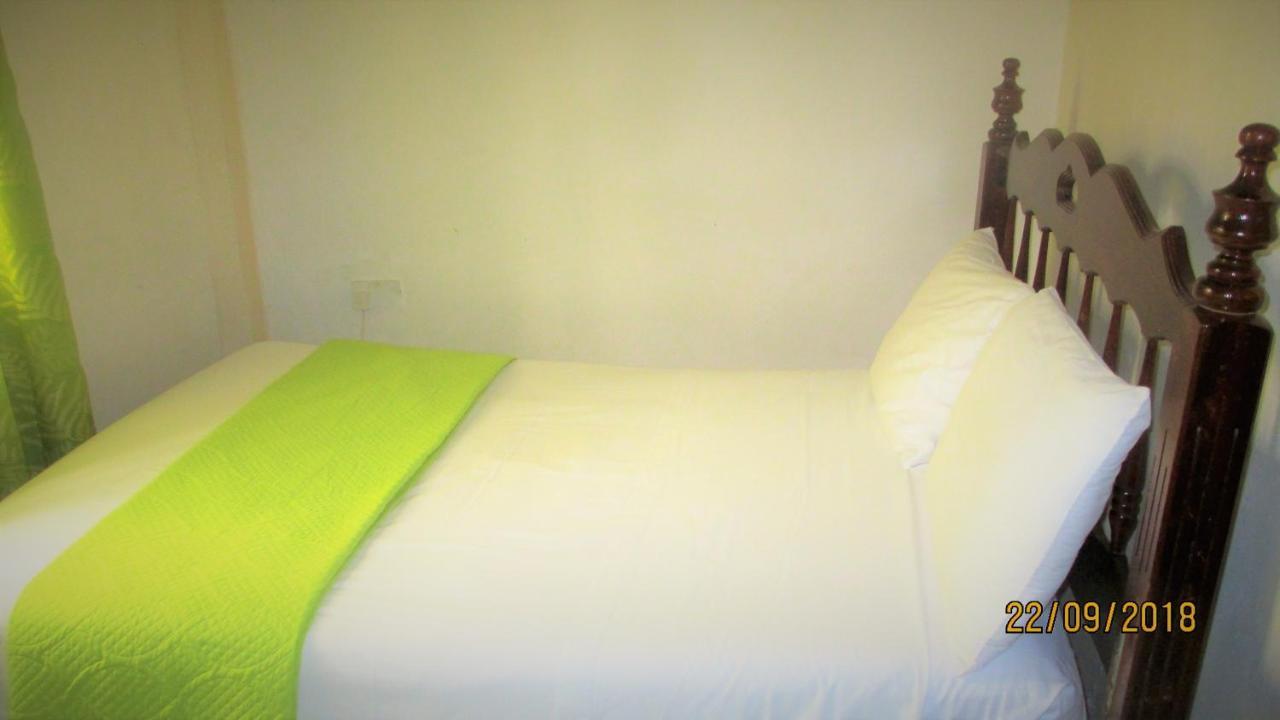 Tropical Breeze Vacation Home And Apartments جزيرة جورس المظهر الخارجي الصورة