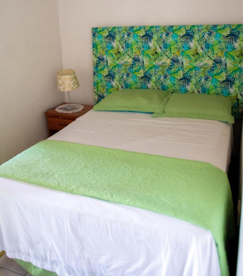 Tropical Breeze Vacation Home And Apartments جزيرة جورس المظهر الخارجي الصورة