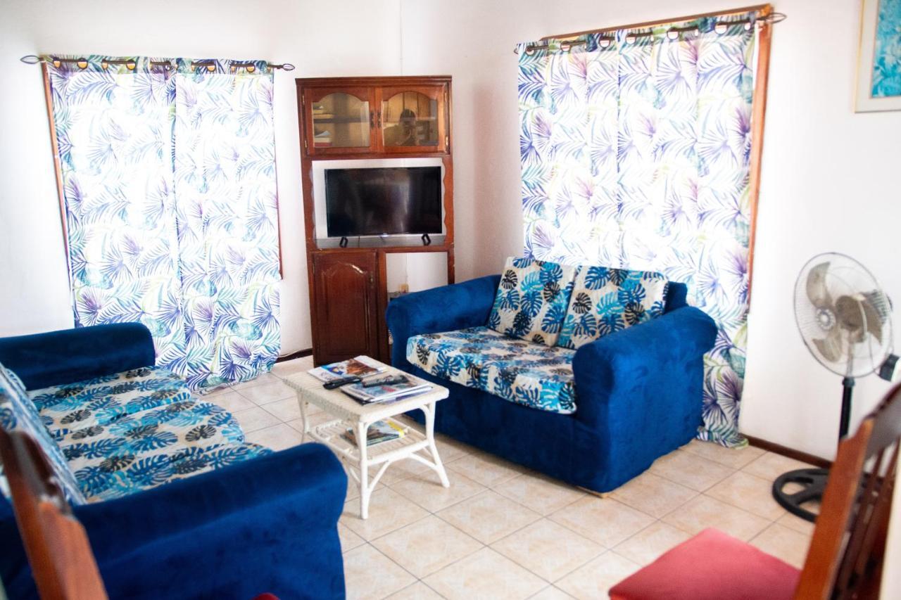 Tropical Breeze Vacation Home And Apartments جزيرة جورس المظهر الخارجي الصورة