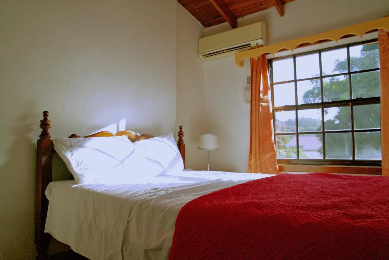 Tropical Breeze Vacation Home And Apartments جزيرة جورس المظهر الخارجي الصورة